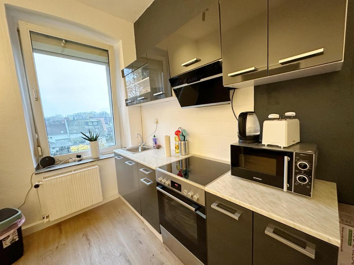 Igo Apartment: Rhine Riverfront Pet-Friendly with Washer/Dryer Duisburg Exterior photo
